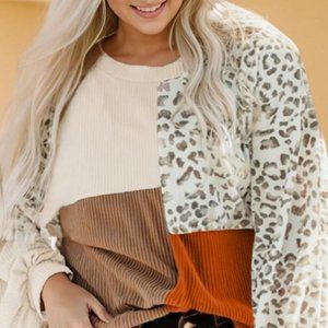 Plus Size Khaki Ribbed Color Block Leopard Splicing Top